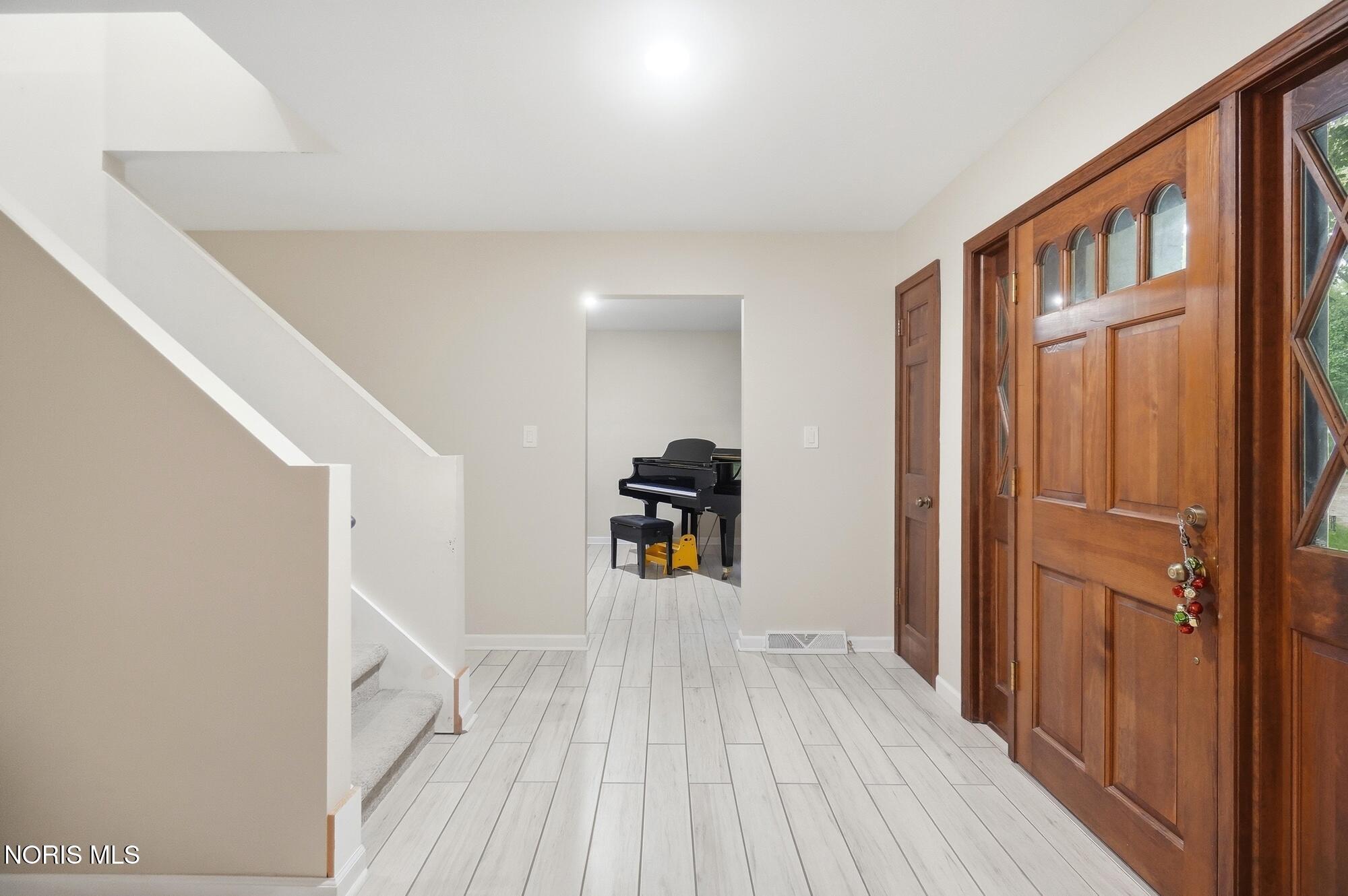 26430 Hull Prairie Road Perrysburg, OH 43551 - Photo 8 of 79 Gallery Image 8