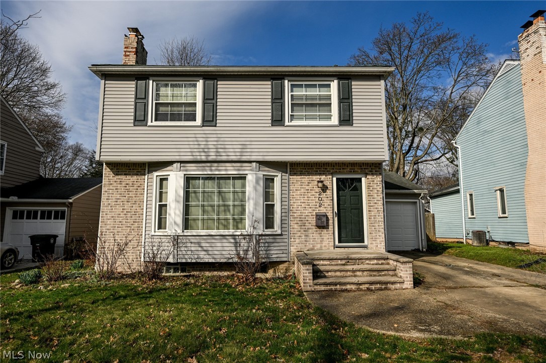 202 Westover Drive Akron, OH 44313 - Photo 1 of 50