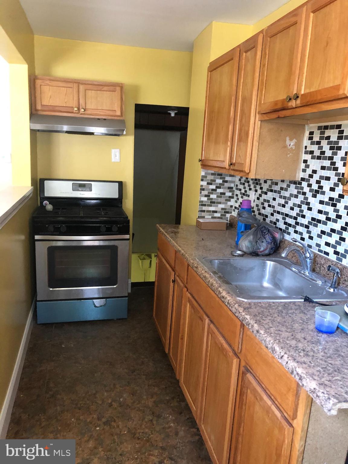 635 Copley Road Upper Darby, PA 19082 - Photo 8 of 33