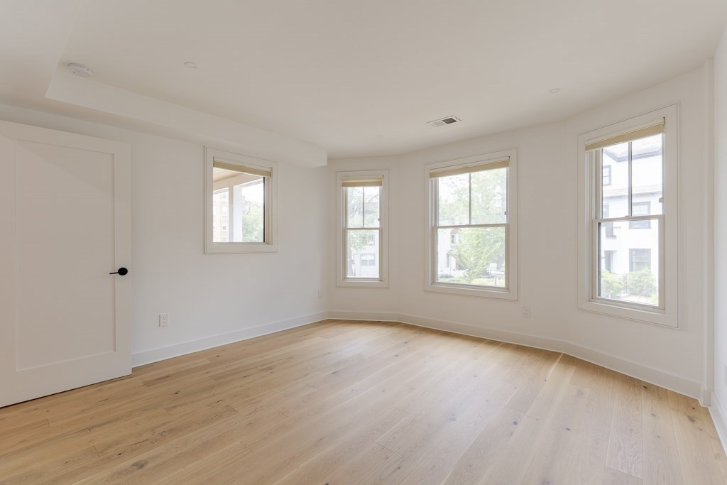 177 Thorndike Street, Unit 1 Brookline, MA 02446 - Photo 18 of 42