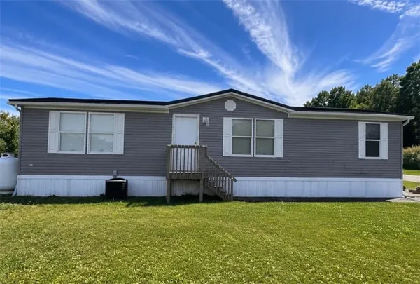 $139,900 | 33 High Vw Drive, Donegal, PA 15628