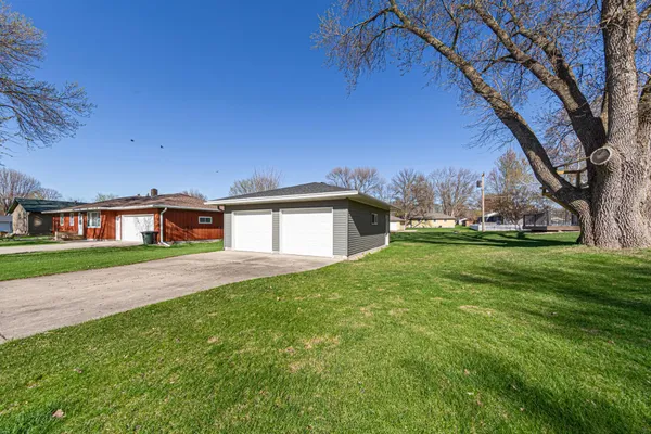 $360,000 | 818 Lincoln Avenue, Gaylord, MN 55334