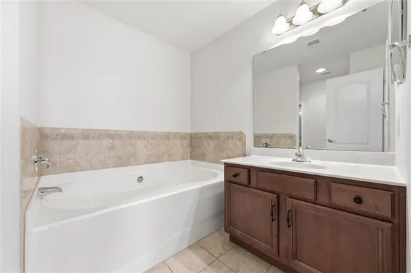 $419,900 | 2015 Atwell Drive, Oakdale, PA 15071