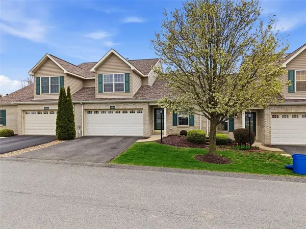 $419,900 | 2015 Atwell Drive, Oakdale, PA 15071