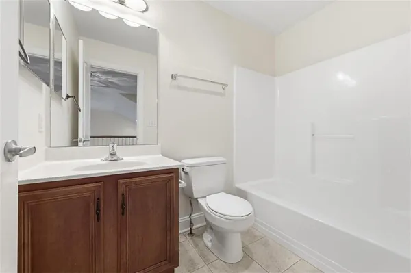 $419,900 | 2015 Atwell Drive, Oakdale, PA 15071