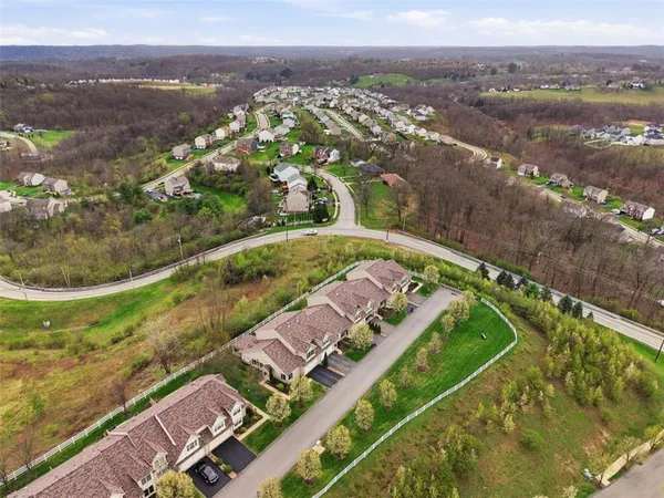 $419,900 | 2015 Atwell Drive, Oakdale, PA 15071