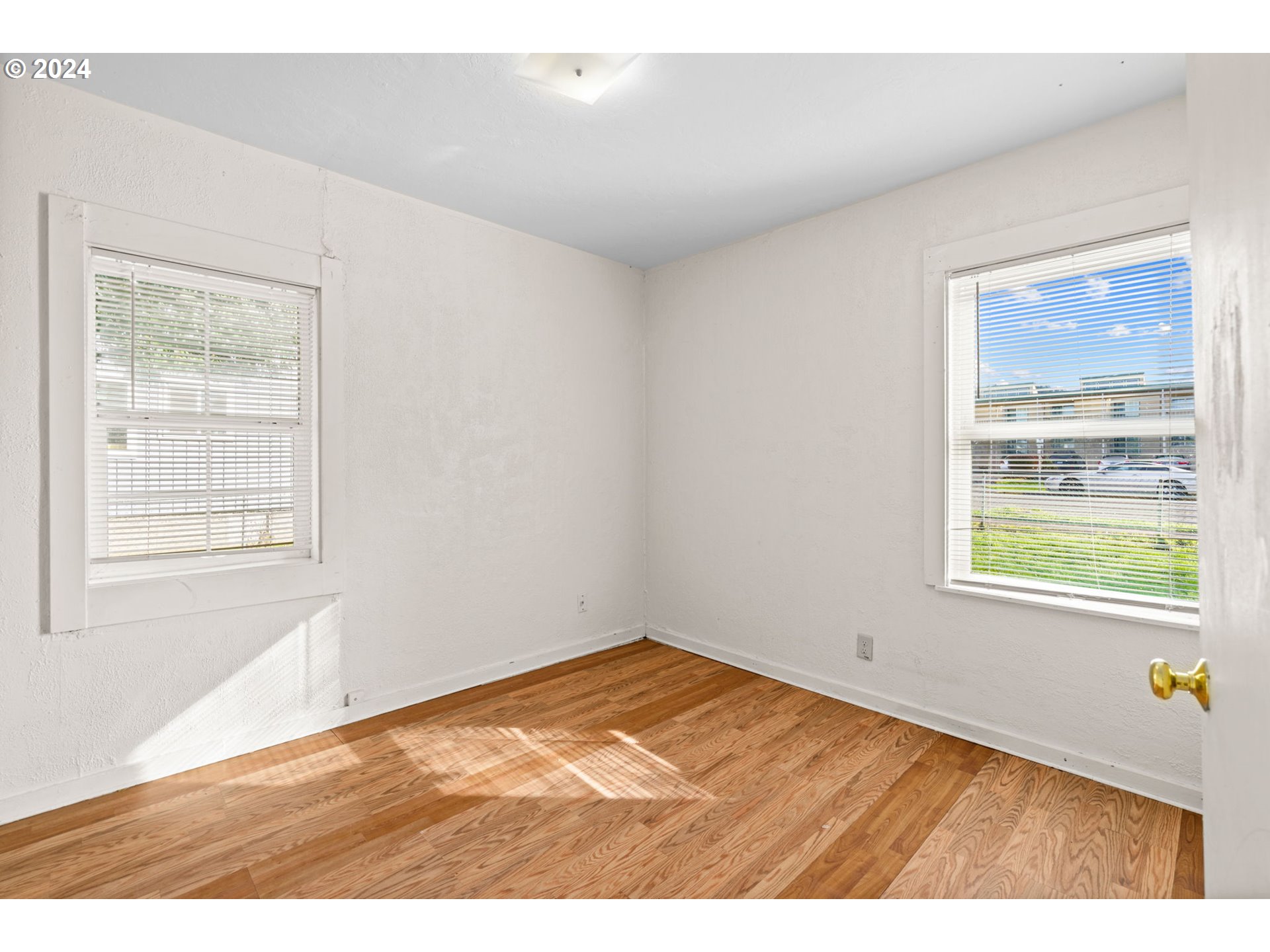 160 B Street Springfield, OR 97477 - Photo 14 of 22 Gallery Image 14