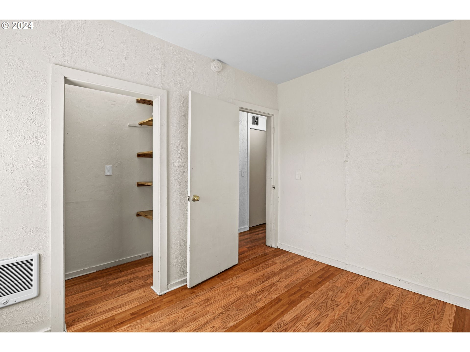 160 B Street Springfield, OR 97477 - Photo 15 of 22 Gallery Image 15