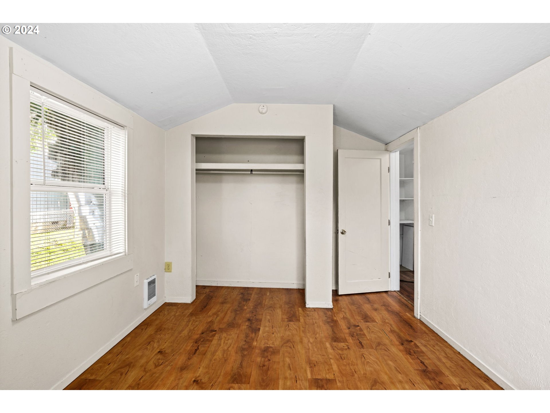 160 B Street Springfield, OR 97477 - Photo 18 of 22 Gallery Image 18