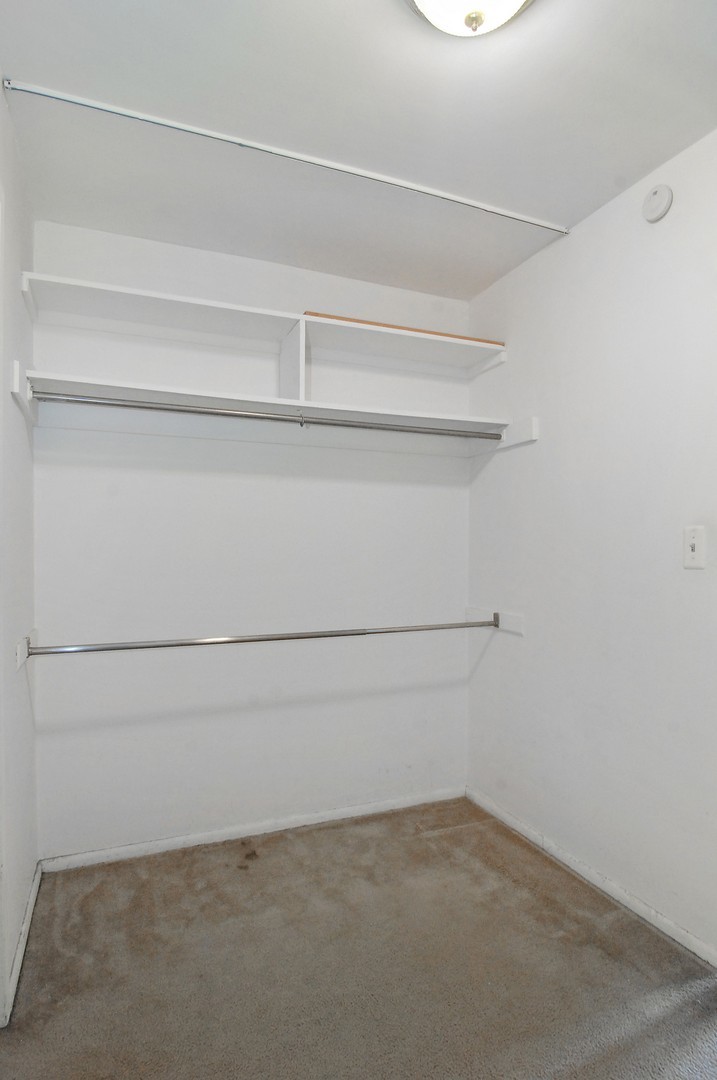 400 East Randolph Street, Unit 1512 Chicago, IL 60601 - Photo 9 of 37