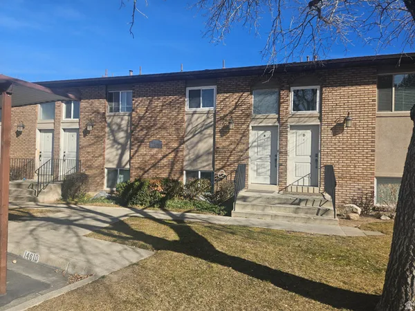 $279,900 | 1461 North Amiron Way, Unit B, Orem, UT 84057