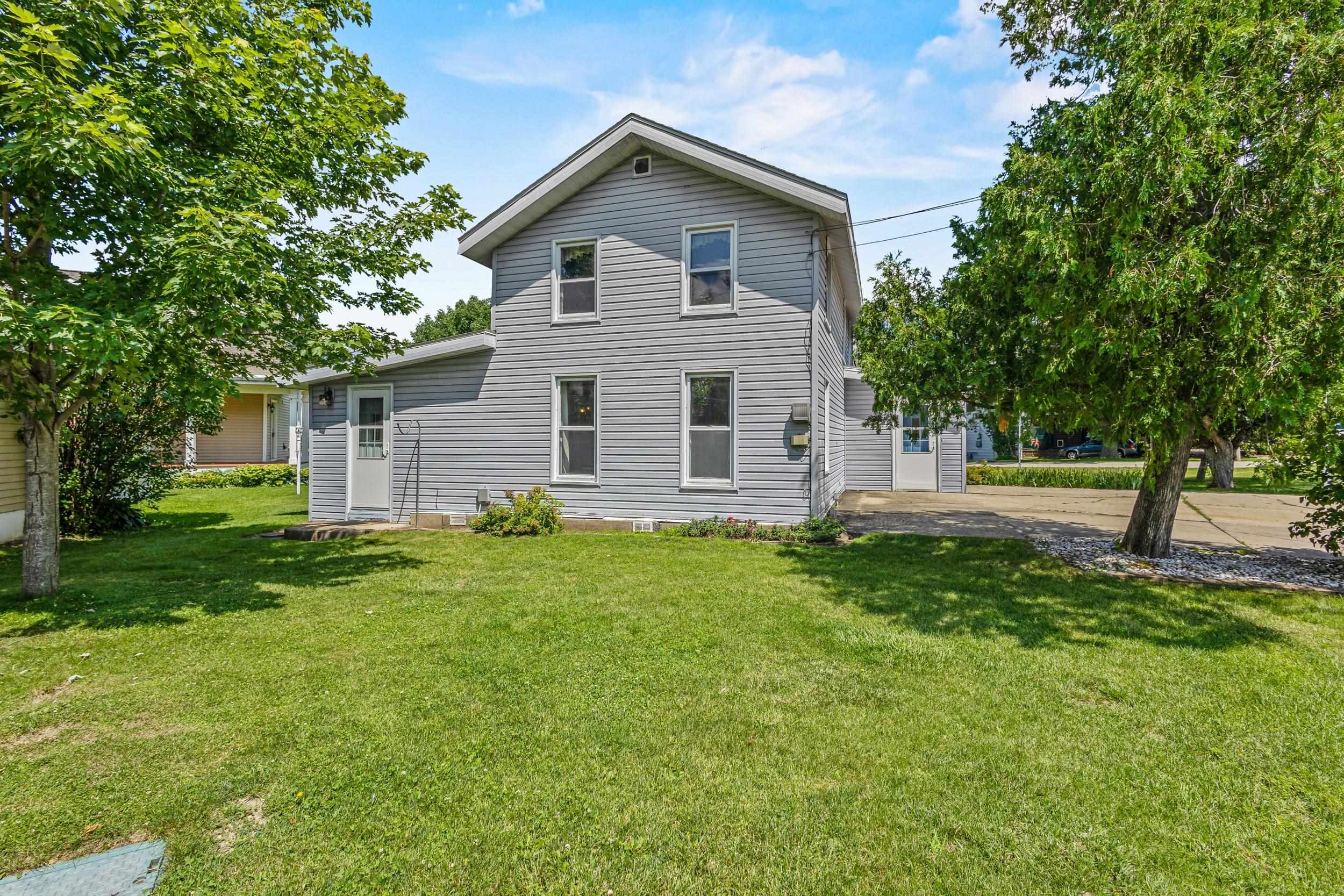 5904 Lake Edge Road McFarland, WI 53558 - Photo 32 of 49
