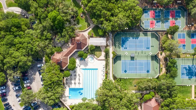 a view of a fountain