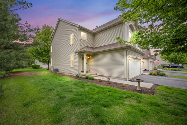 $279,500 | 629 Buckboard Lane, Sycamore, IL 60178