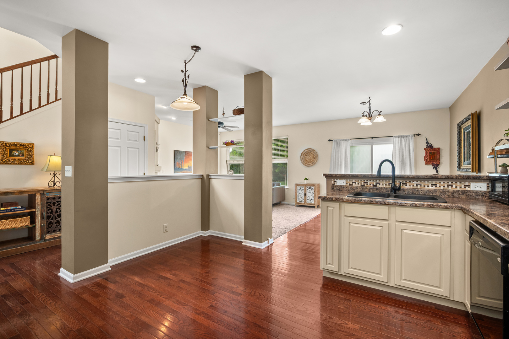 629 Buckboard Lane Sycamore, IL 60178 - Photo 11 of 41