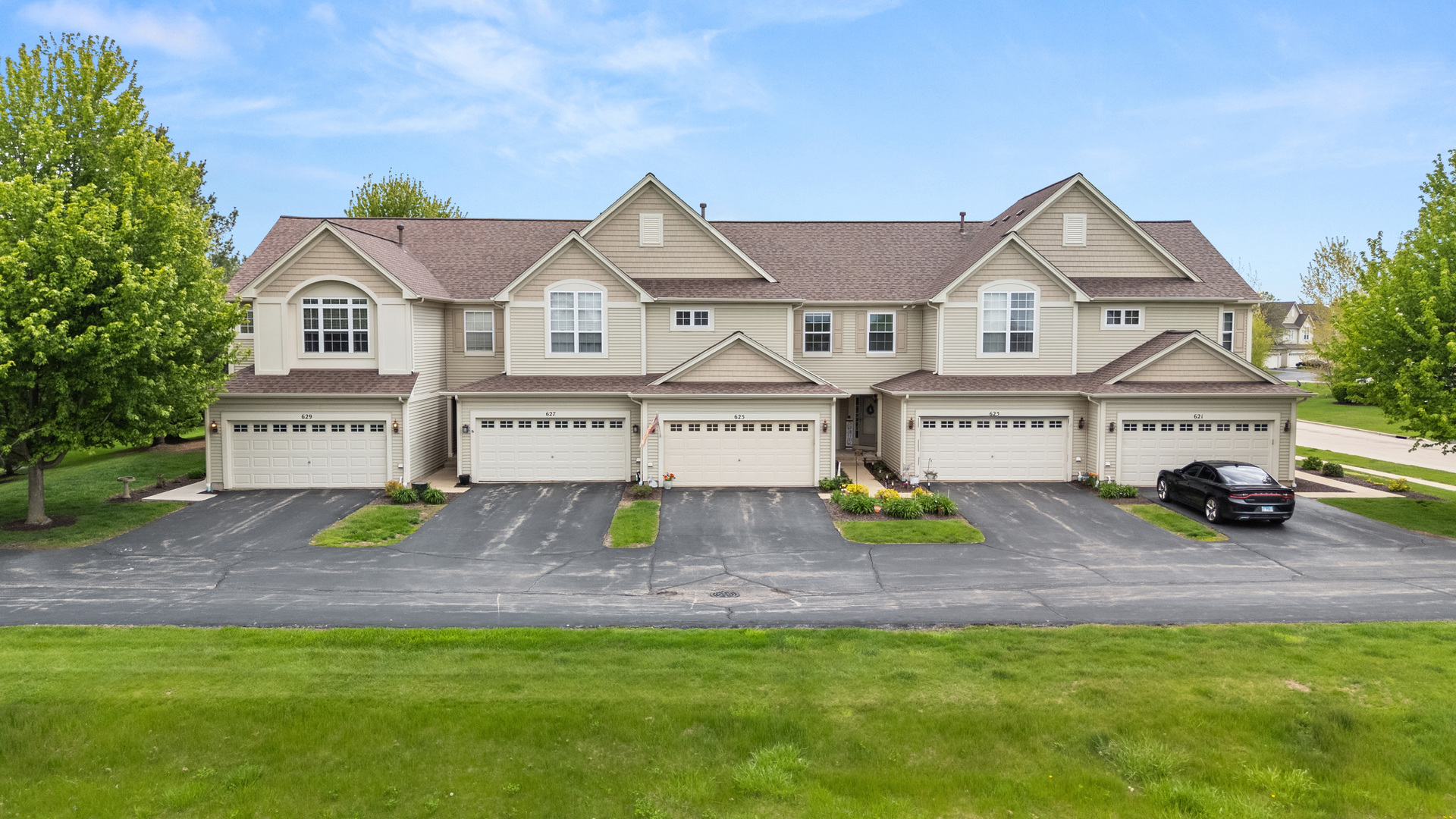 629 Buckboard Lane Sycamore, IL 60178 - Photo 3 of 41