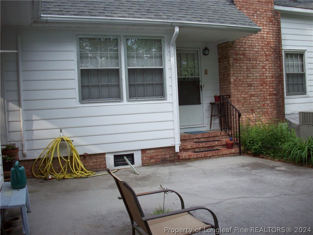 392 Bee Gee Road Lumberton, NC 28358 - Photo 11 of 32 Gallery Image 11