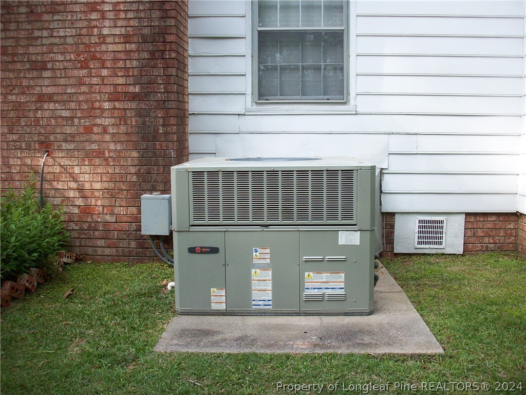 392 Bee Gee Road Lumberton, NC 28358 - Photo 13 of 32 Gallery Image 13