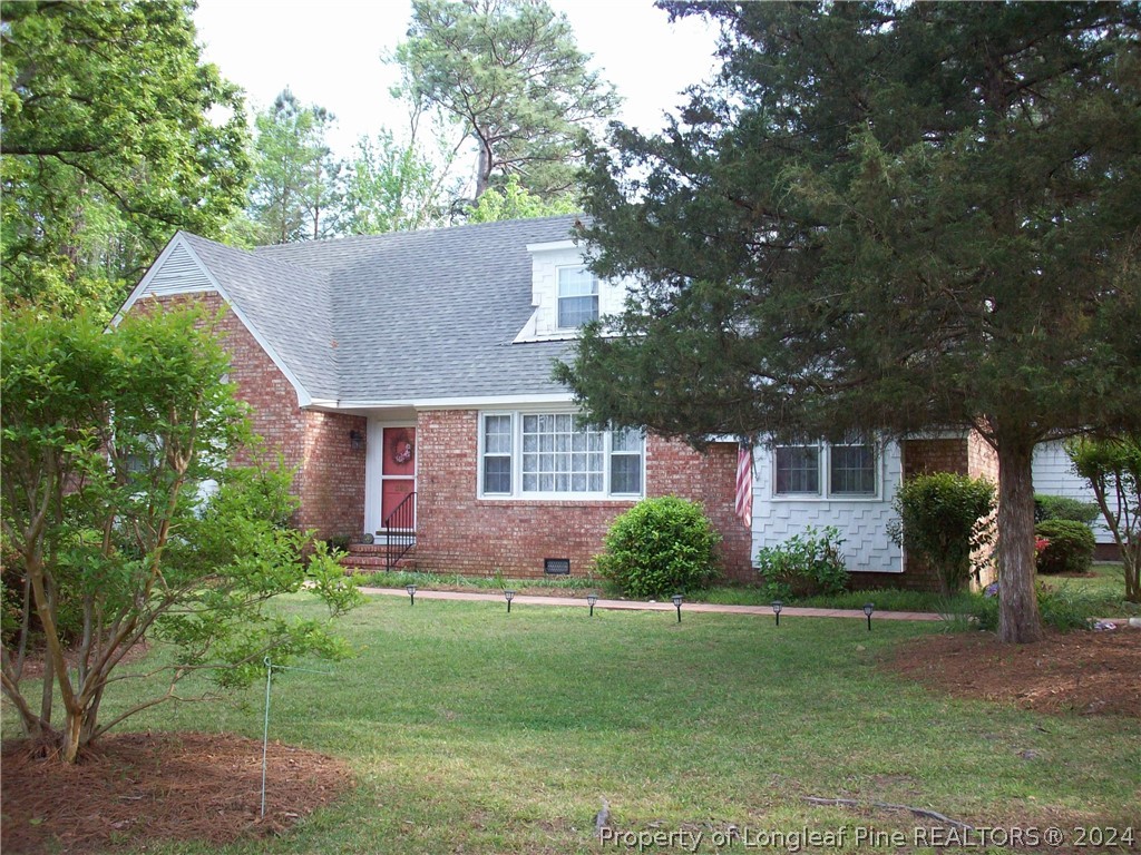 392 Bee Gee Road Lumberton, NC 28358 - Photo 5 of 32 Gallery Image 5