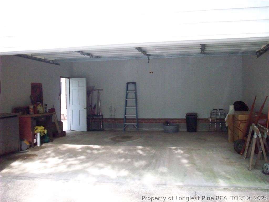 392 Bee Gee Road Lumberton, NC 28358 - Photo 8 of 32 Gallery Image 8