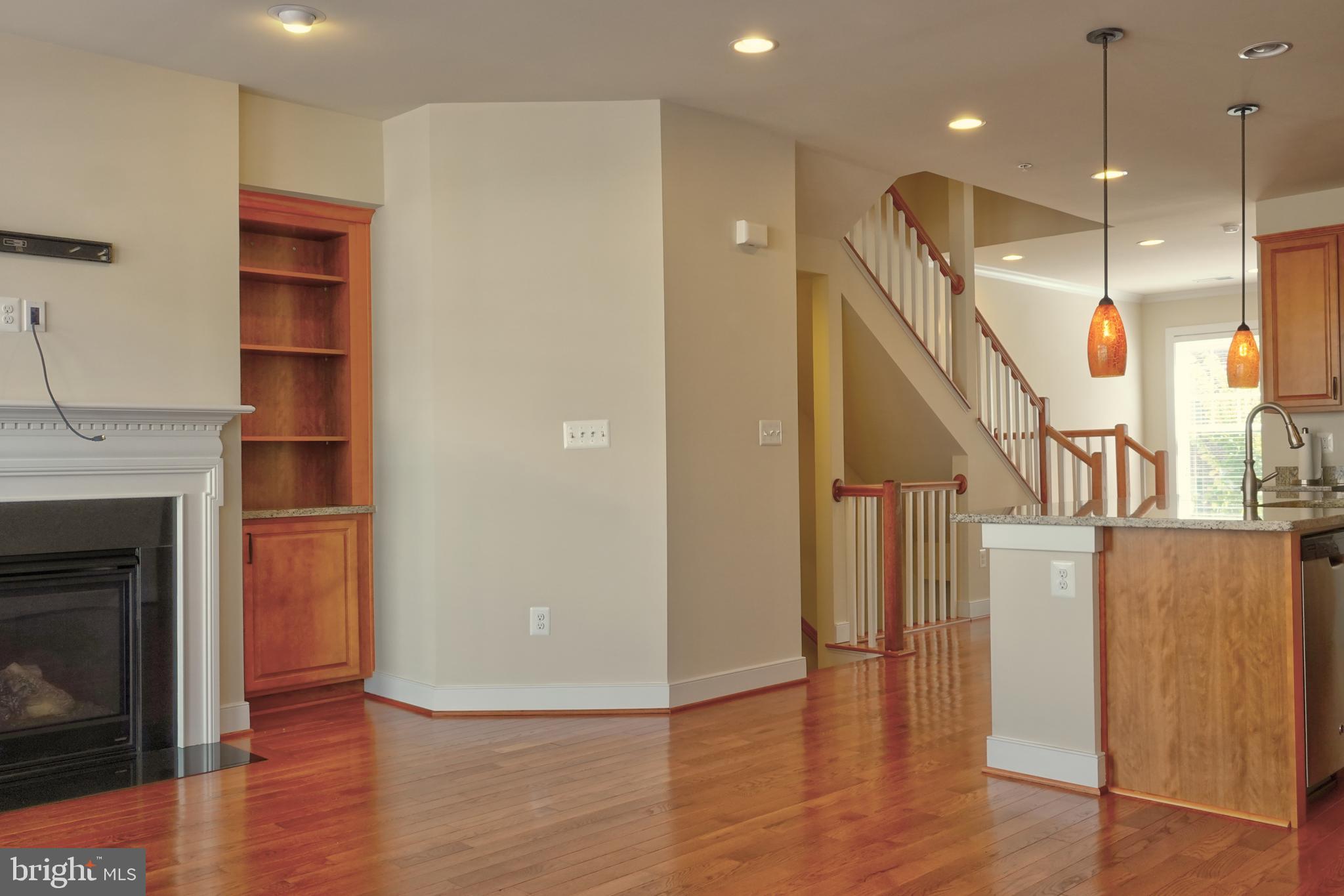219 Baldwin Street Gaithersburg, MD 20878 - Photo 2 of 25