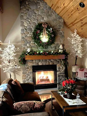 $549,900 | 32 Smith Farm Lane, Barton, VT 05822