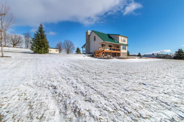 $549,900 | 32 Smith Farm Lane, Barton, VT 05822