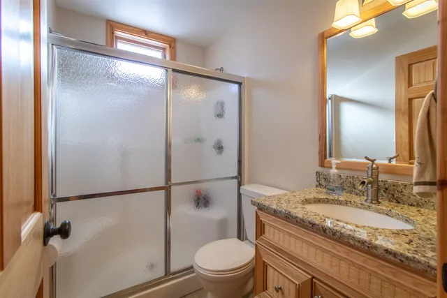 $549,900 | 32 Smith Farm Lane, Barton, VT 05822