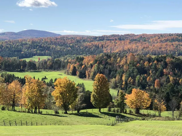 $549,900 | 32 Smith Farm Lane, Barton, VT 05822