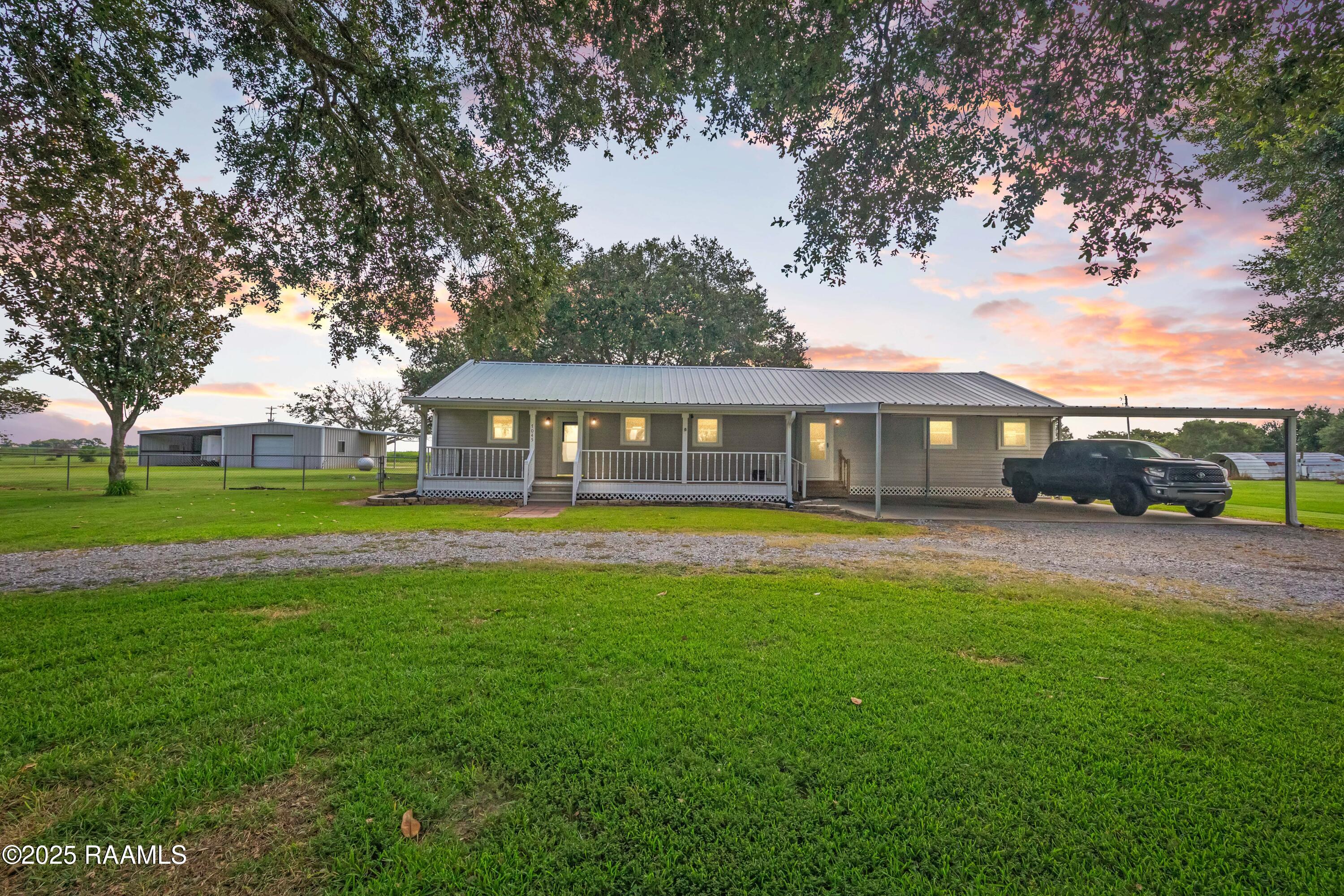 7045 Enis Road Maurice, LA 70555 - Photo 37 of 39 twilight