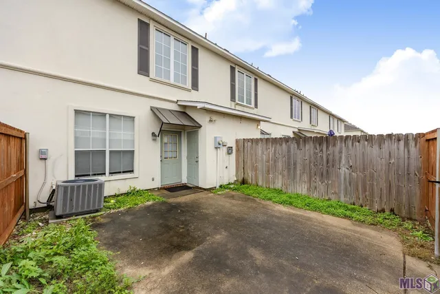 $210,000 | 4000 Lake Beau Pre Boulevard, Unit 145, Baton Rouge, LA 70820