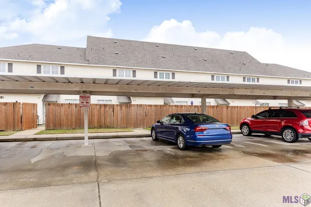 $210,000 | 4000 Lake Beau Pre Boulevard, Unit 145, Baton Rouge, LA 70820