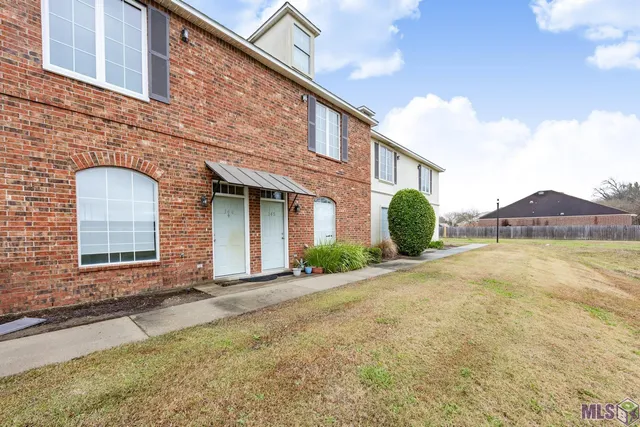 $210,000 | 4000 Lake Beau Pre Boulevard, Unit 145, Baton Rouge, LA 70820
