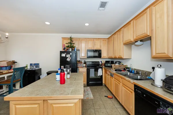 $210,000 | 4000 Lake Beau Pre Boulevard, Unit 145, Baton Rouge, LA 70820