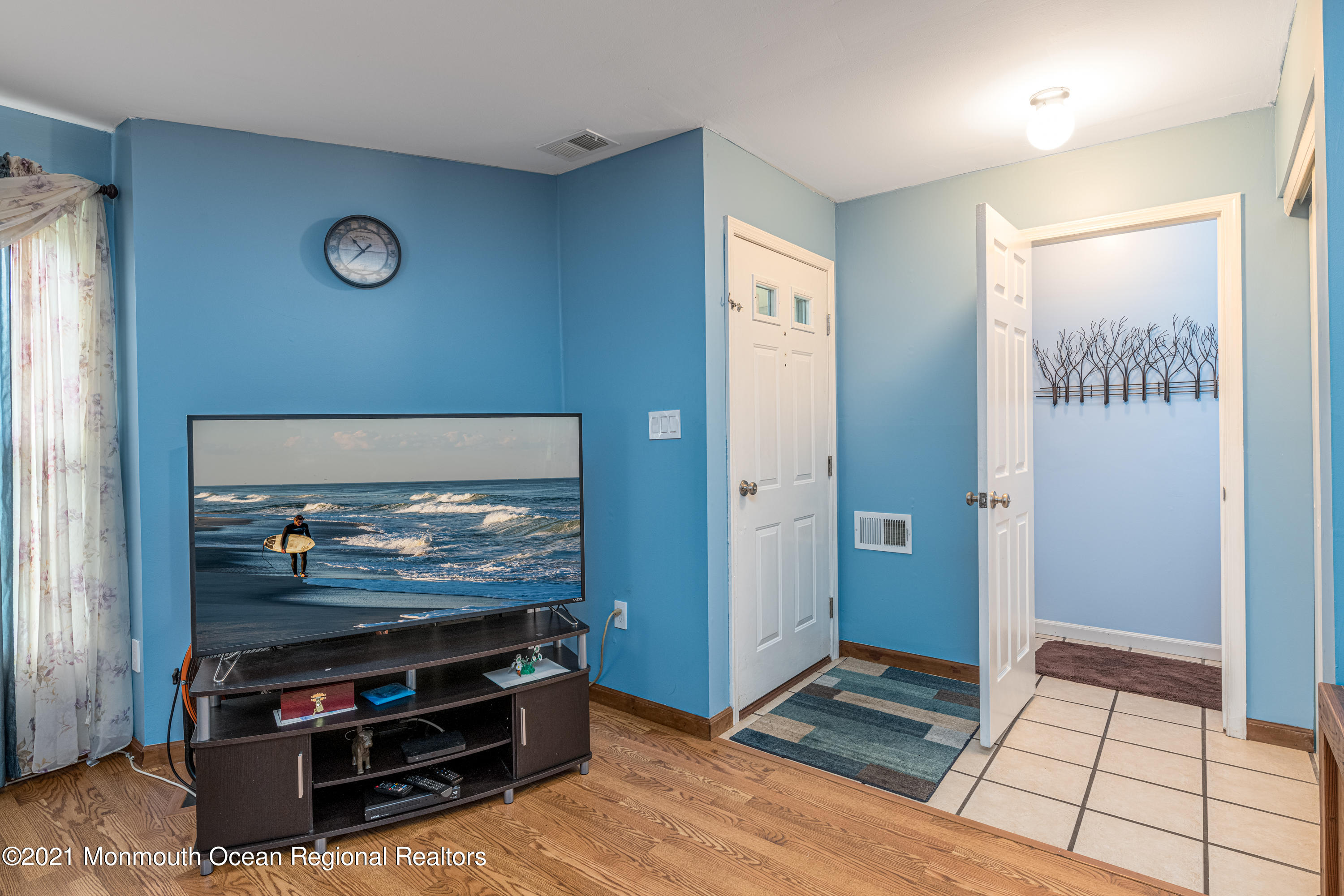 32 Turner Road, Unit 2 Freehold, NJ 07728 - Photo 2 of 22 Front Living room1