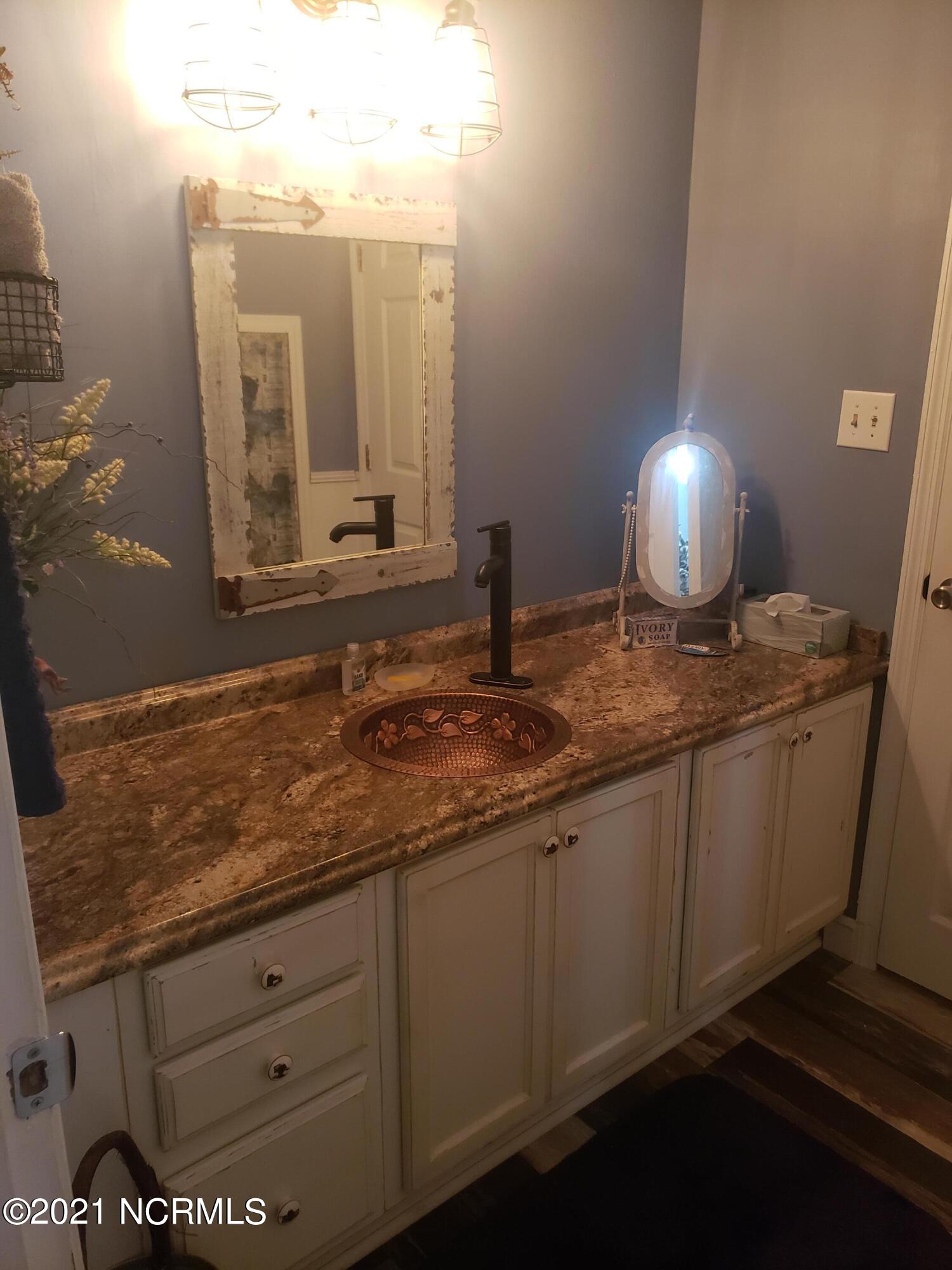 650 Butler Island Road Roseboro, NC 28382 - Photo 6 of 11 20211118_130842