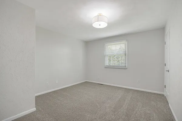 $369,000 | 18788 Highway 150, Bloomington, IL 61705