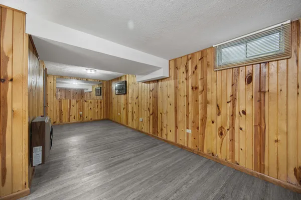 $369,000 | 18788 Highway 150, Bloomington, IL 61705