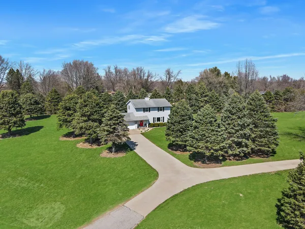 $369,000 | 18788 Highway 150, Bloomington, IL 61705