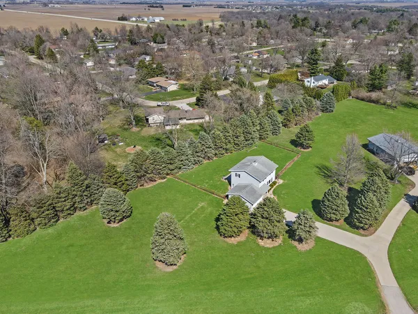 $369,000 | 18788 Highway 150, Bloomington, IL 61705