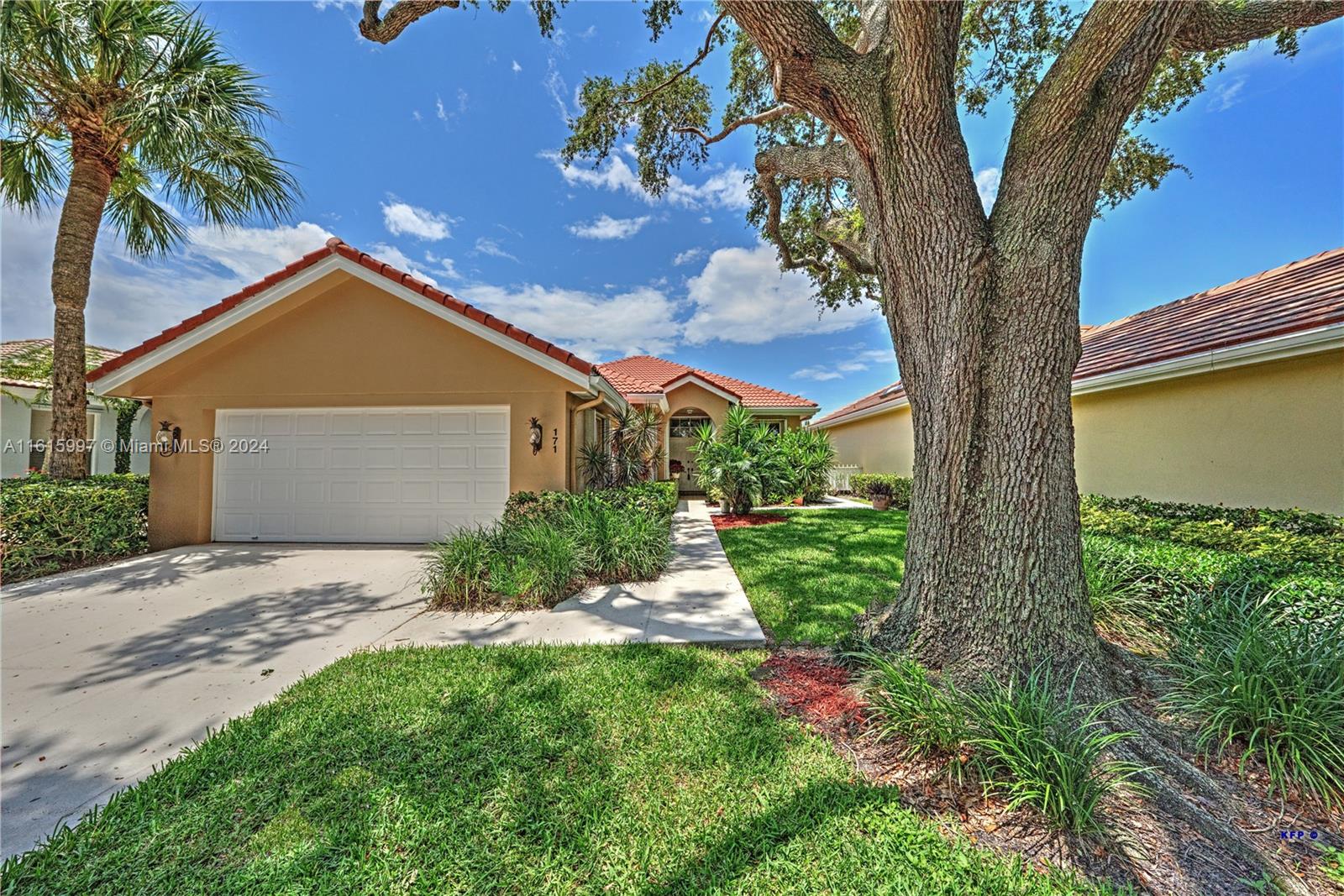 171 South Hampton Dr  
