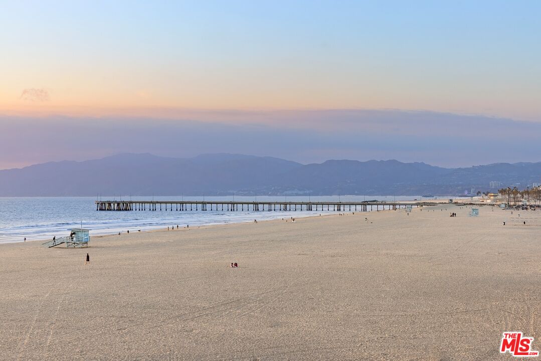 1 Northstar Street, Unit PH1 Marina del Rey, CA 90292 - Photo 14 of 18 a view of an ocean and beach