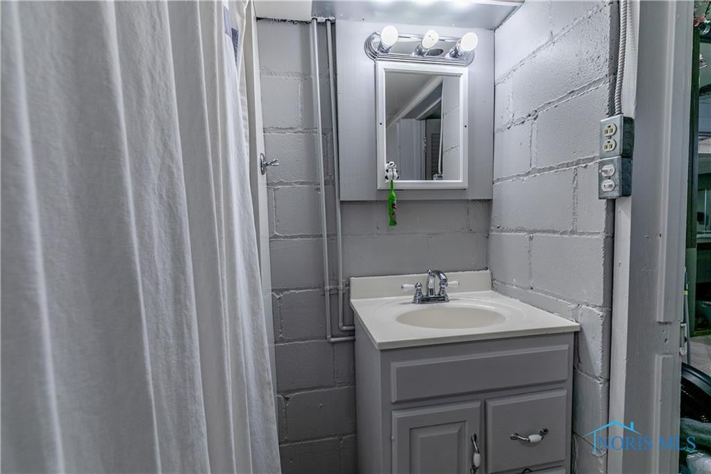 3847 Woodmont Road Toledo, OH 43613 - Photo 37 of 41 Gallery Image 37