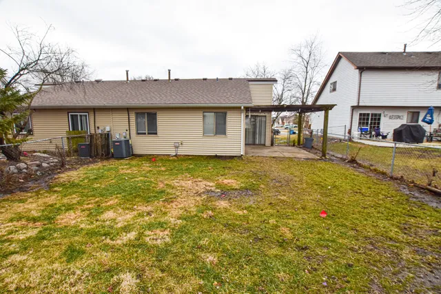 a house view with a outdoor space