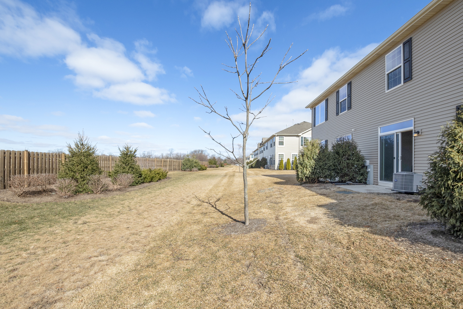 2045 Stuttle Road Batavia, IL 60510 - Photo 17 of 18 a view of backyard of the house