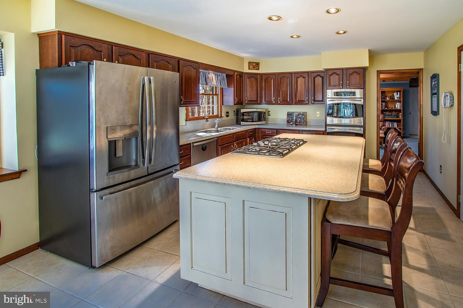 6 Arncliffe Rise Medford, NJ 08055 - Photo 8 of 29 Kitchen with new island and upgraded appliances