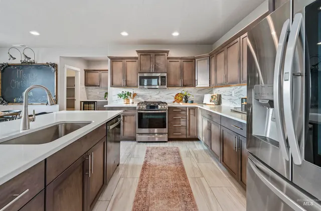 $749,999 | 10775 West Royal Fern Court, Star, ID 83669