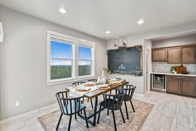 $749,999 | 10775 West Royal Fern Court, Star, ID 83669