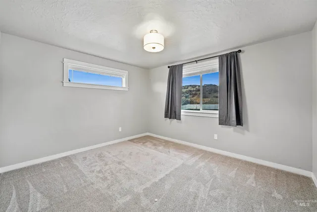 $749,999 | 10775 West Royal Fern Court, Star, ID 83669