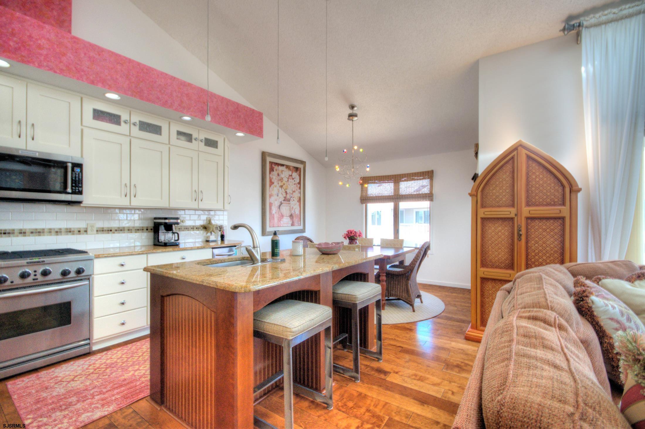 27 Seaside Road, Unit 27 Brigantine, NJ 08203 - Photo 11 of 38